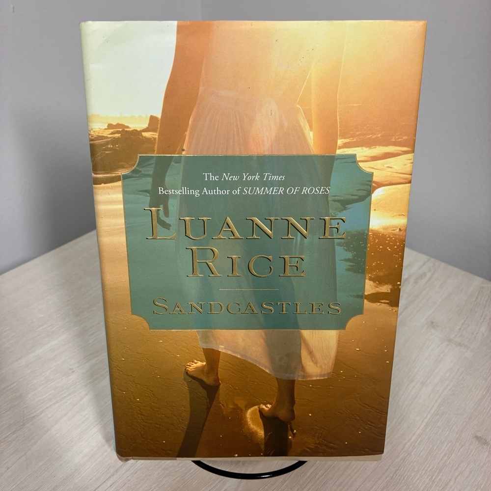 Sandcastles by Luanne Rice First Edition Hardcover 2006 Bantam Dell Romance